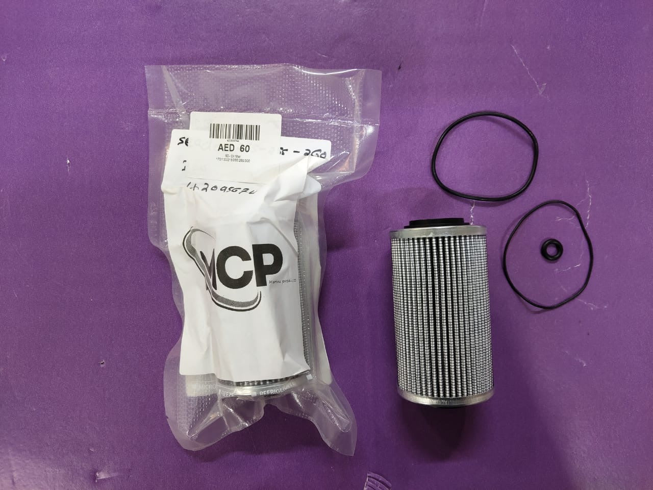 420956744 Oil filter 170/130/215/255/260/300