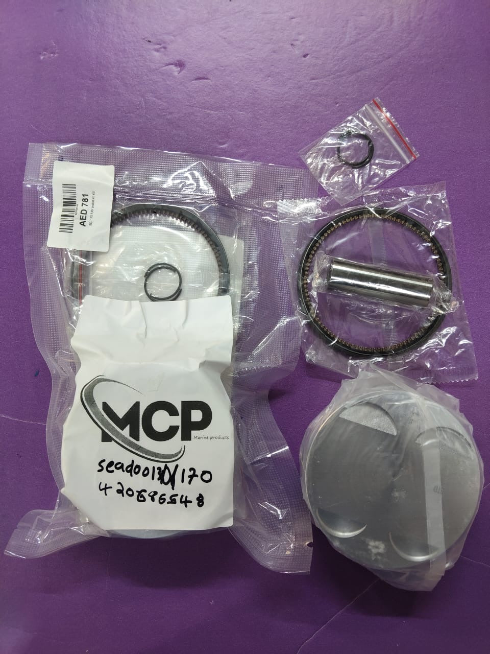 420686542	Sea doo 170/130  piston kit  STD (1Kit=piston-pin-ring-circlip)