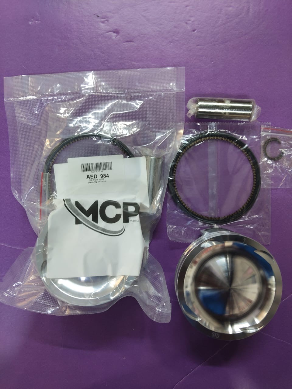 420892738  Sea doo 300  Kit (1 piston-1 ring -1 pin-2Circlip) STD