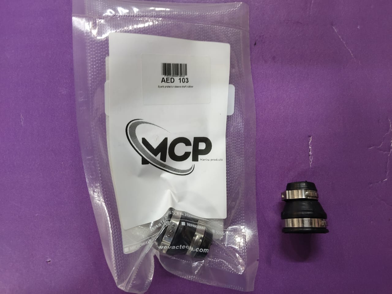 271002126/509000442/509000529 Spark protector sleeve shaft rubber